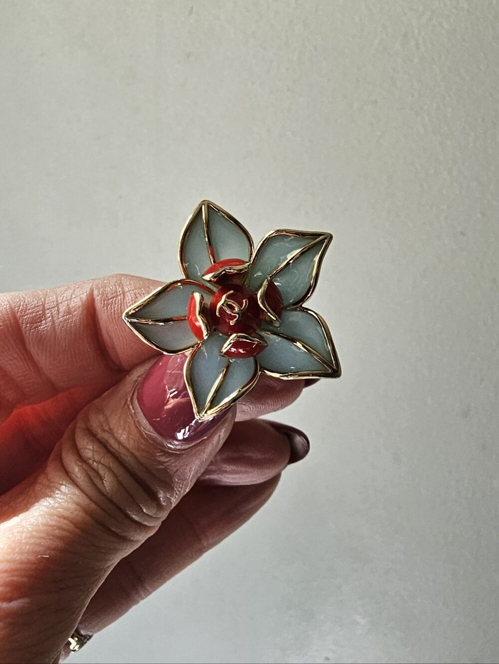 Floral Enamel Statement Ring in Light Blue and Red CC
